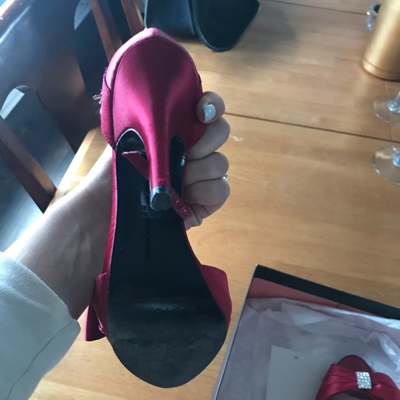 Mia Womens Montie Heels Medium